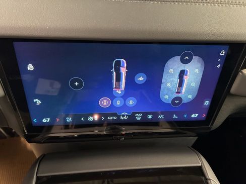 New 2026 Lincoln Navigator Reserve AWD/4WD image 14
