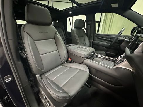 Used 2024 GMC Yukon Denali image 14