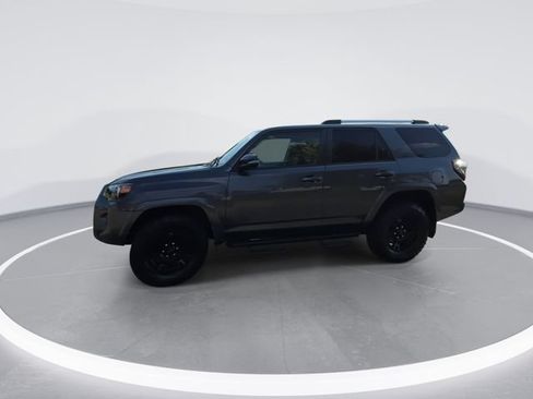 Used 2020 Toyota 4Runner SR5 Premium w/ Moonroof Package AWD/4WD image 4