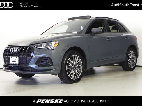 Used 2023 Audi Q3 2.0T Premium w/ Black Optic Package AWD/4WD image 1