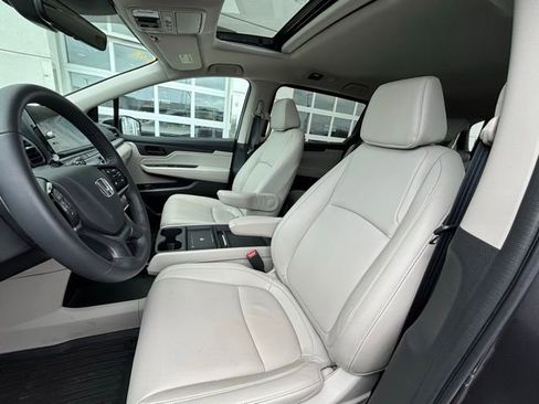 Used 2026 Honda Odyssey EX-L image 9