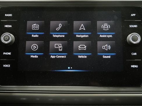 Used 2021 Volkswagen Atlas Cross Sport SE image 16