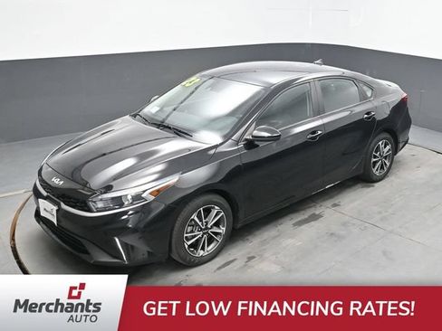 Used 2023 Kia Forte LXS FWD image 25