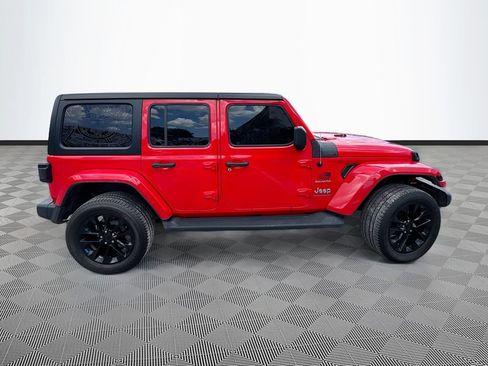 Used 2023 Jeep Wrangler Unlimited Sahara w/ Cold Weather Group AWD/4WD image 5
