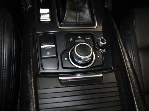 Used 2017 MAZDA MAZDA6 Touring image 21