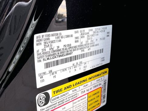 Used 2022 Lincoln Navigator Reserve RWD image 35
