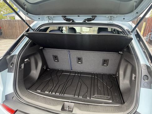 Used 2023 Chevrolet Bolt EUV LT w/ Convenience Package image 15