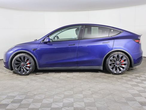 Used 2023 Tesla Model Y Performance image 18