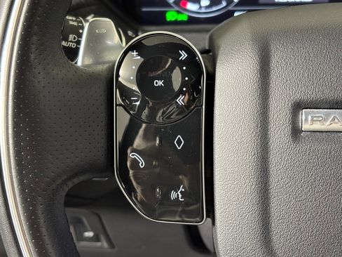 Used 2019 Land Rover Range Rover Velar R-Dynamic SE image 21