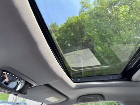 Used 2017 Honda Pilot EX-L image 10