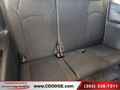 Used 2016 GMC Acadia SLE AWD/4WD image 21
