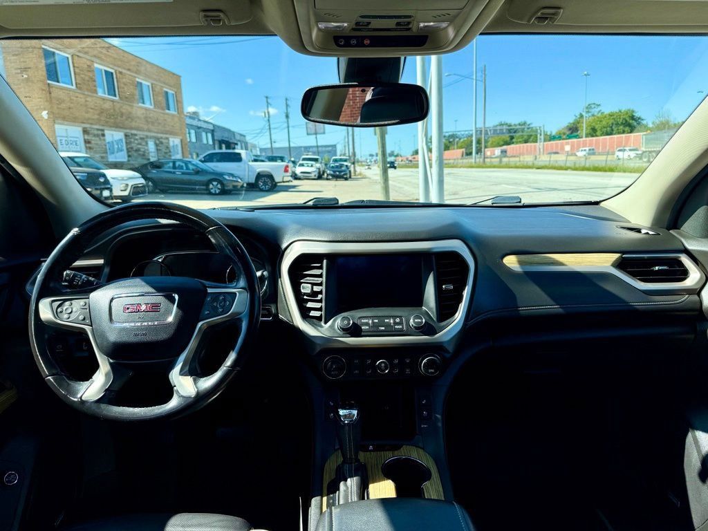 Used 2019 GMC Acadia Denali w/ Technology Package AWD/4WD image 26