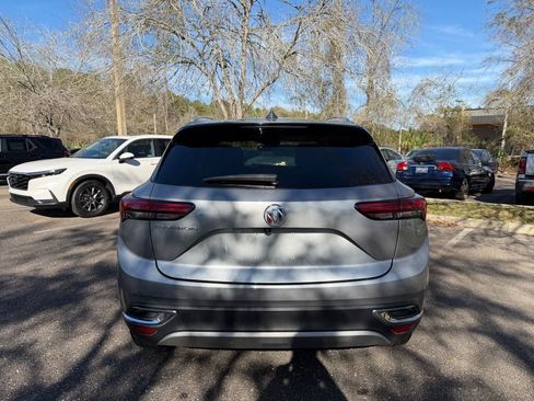Used 2023 Buick Envision Preferred image 7