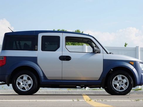 Used 2006 Honda Element LX image 26