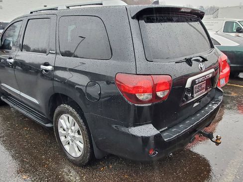 Used 2020 Toyota Sequoia Platinum image 9