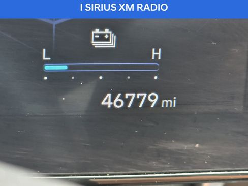 Used 2023 Hyundai Elantra Limited image 31