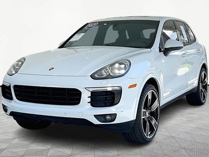Used 2017 Porsche Cayenne Platinum Edition w/ Premium Package (PJV)