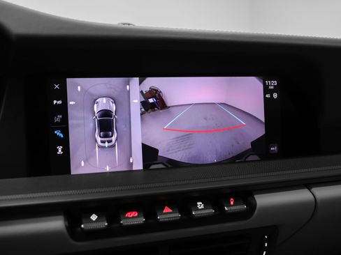 Certified 2025 Porsche 911 Carrera RWD image 48