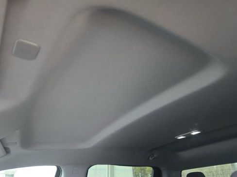 Used 2022 Chevrolet Silverado 1500 LT w/ Protection Package image 12