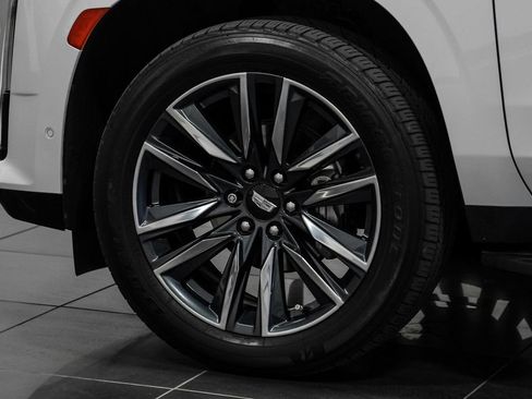 Used 2021 Cadillac Escalade Sport RWD image 50