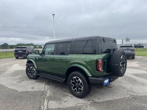 Used 2025 Ford Bronco Outer Banks AWD/4WD image 6