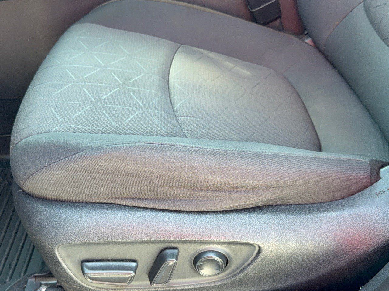 Used 2021 Toyota RAV4 XLE FWD image 16