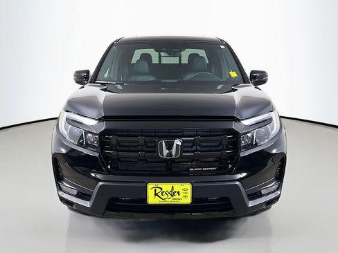 Used 2025 Honda Ridgeline Black Edition image 2