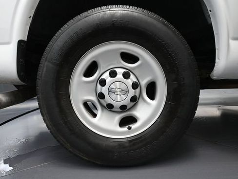 Used 2019 Chevrolet Express 3500 w/ Driver Convenience Package RWD image 14