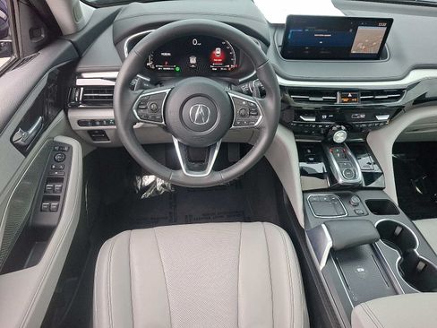 Used 2024 Acura MDX SH-AWD w/ Technology Package image 12
