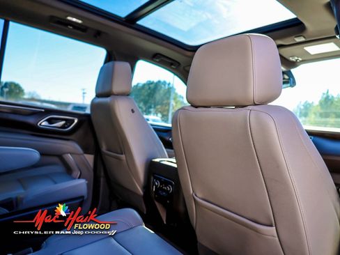 Used 2022 Chevrolet Tahoe LT image 12