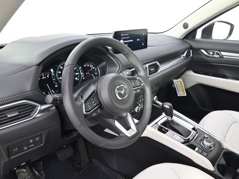 New 2025 MAZDA CX-5 AWD 2.5 S w/ Premium Plus Pkg image 11