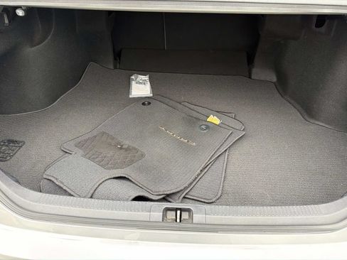 Used 2020 Toyota Camry LE w/ Carpet Mat Package FWD image 6