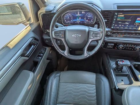 Used 2023 Chevrolet Silverado 1500 ZR2 w/ Technology Package image 16