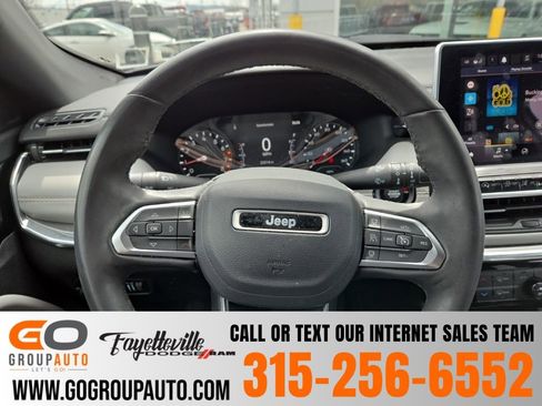 Used 2023 Jeep Compass Limited w/ Sun and Sound Group image 1