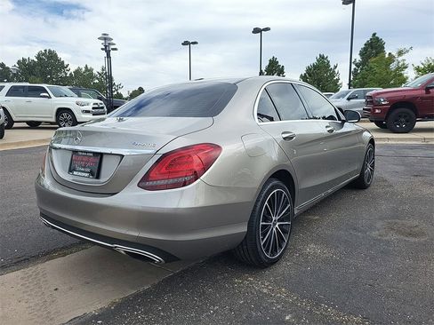 Used 2019 Mercedes-Benz C 300 4MATIC Sedan image 4