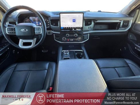 Used 2024 Ford Expedition XLT image 20