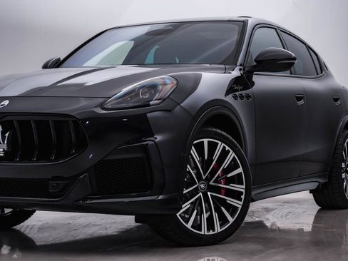 New 2025 Maserati Grecale Trofeo image 2