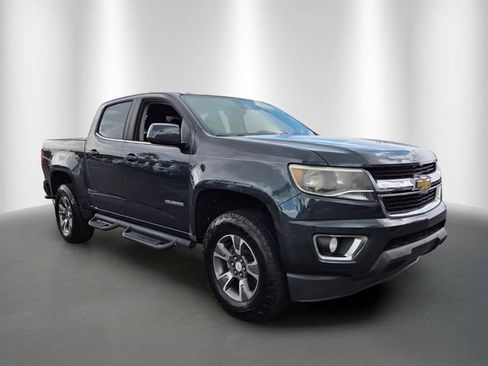 Used 2017 Chevrolet Colorado LT w/ LT Convenience Package RWD image 7