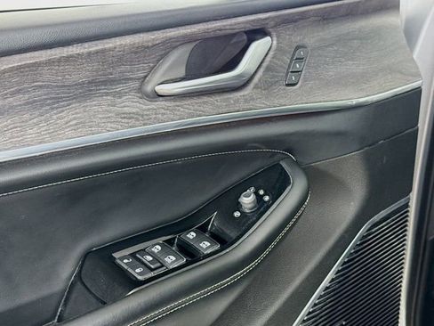 Used 2022 Jeep Grand Cherokee Overland image 18