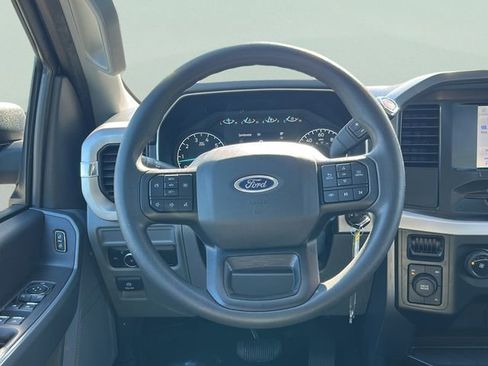 Used 2023 Ford F150 XLT AWD/4WD image 8