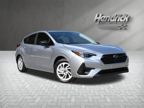 New 2025 Subaru Impreza 2.0i image 2