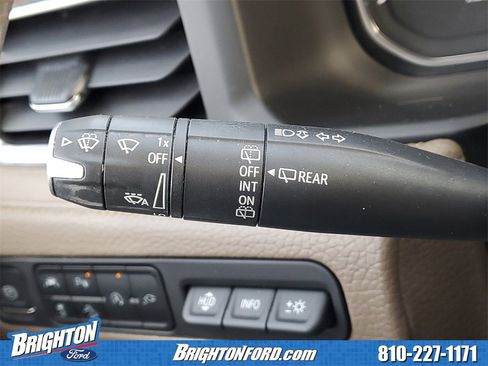 Used 2021 GMC Yukon Denali w/ Denali Ultimate Package image 22