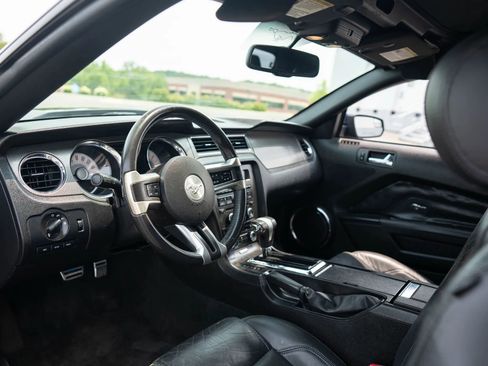 Used 2012 Ford Mustang GT Premium RWD image 20