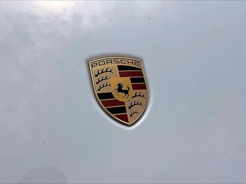 Used 2021 Porsche 911 Carrera S RWD image 31