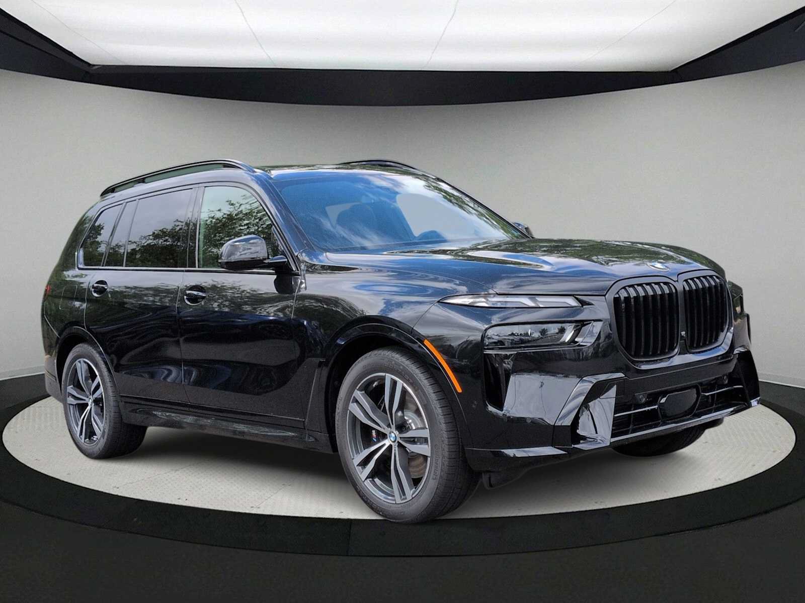 Used 2027 BMW X7 xDrive40i w/ M Sport Package AWD/4WD image 2