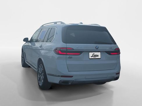 Used 2025 BMW X7 xDrive40i image 6