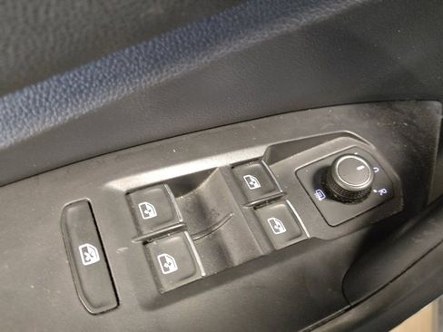 Used 2024 Volkswagen Jetta SE FWD image 27