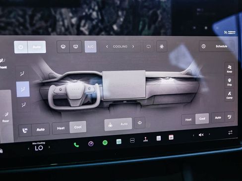 Used 2022 Tesla Model S Plaid image 25