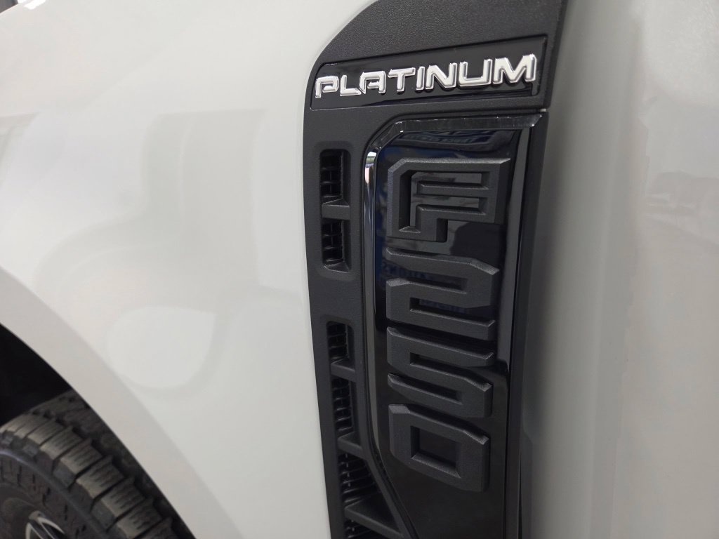 Used 2025 Ford F250 Platinum AWD/4WD image 15