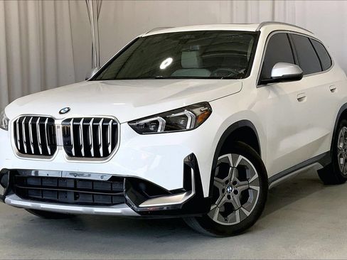 Used 2024 BMW X1 xDrive28i w/ Convenience Package AWD/4WD image 2